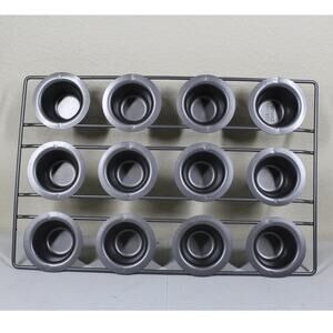 Chicago Metallic Professional Non-Stick 12-Cup Mini-Popover Pan